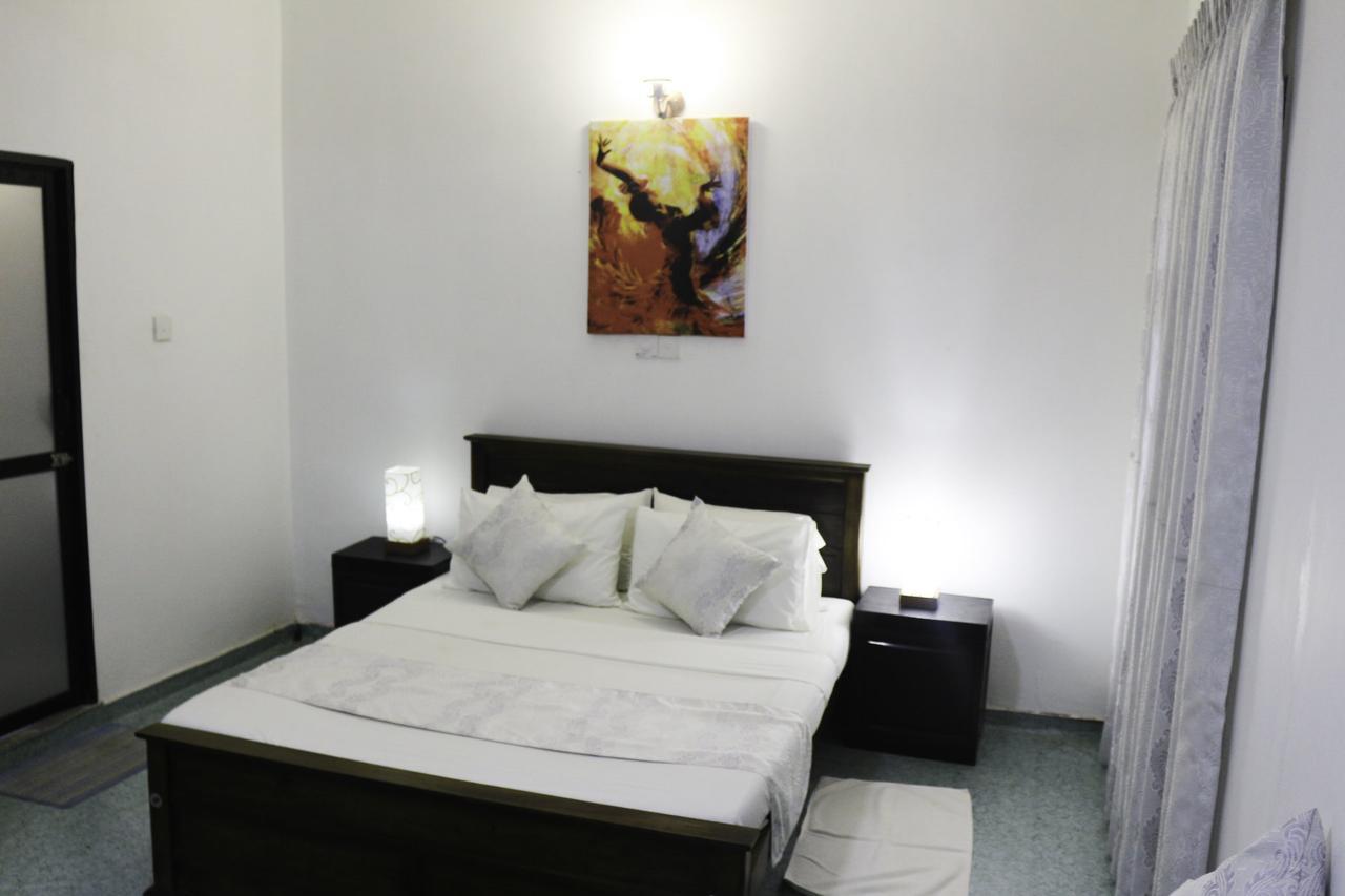 Yoho Travellers Residence Kandy Exterior foto